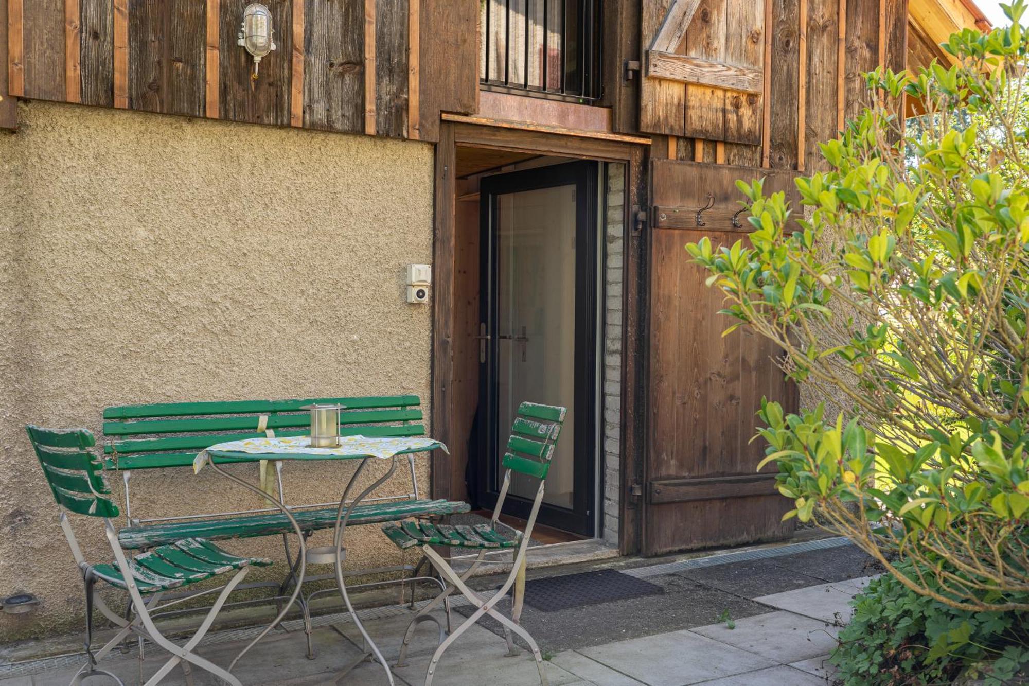 Tiny House Chez Claudine - Relaxen, Workspace, Naehe Thermen, Netflix, Free Parking & Wifi Брюг Екстериор снимка