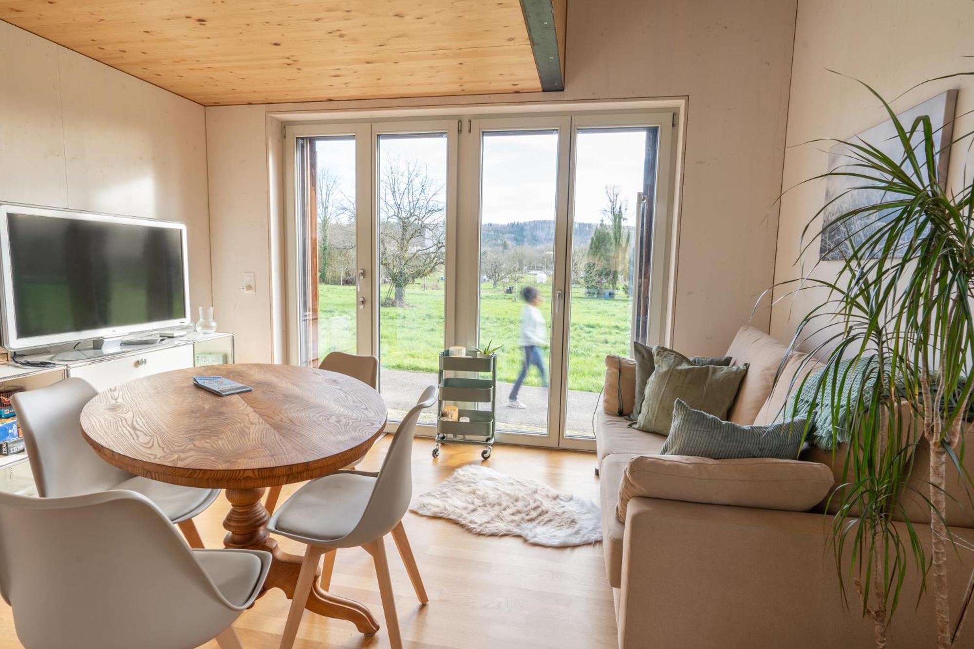 Tiny House Chez Claudine - Relaxen, Workspace, Naehe Thermen, Netflix, Free Parking & Wifi Брюг Екстериор снимка