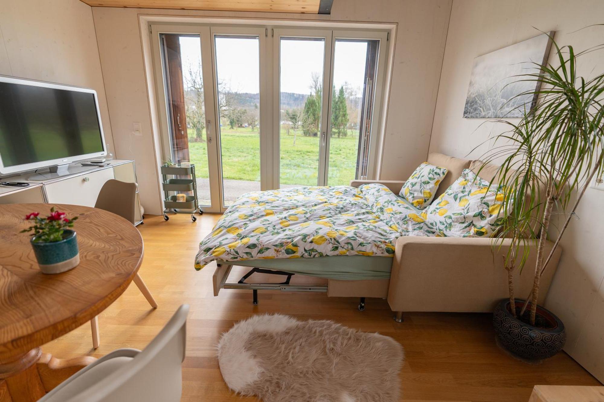 Tiny House Chez Claudine - Relaxen, Workspace, Naehe Thermen, Netflix, Free Parking & Wifi Брюг Екстериор снимка